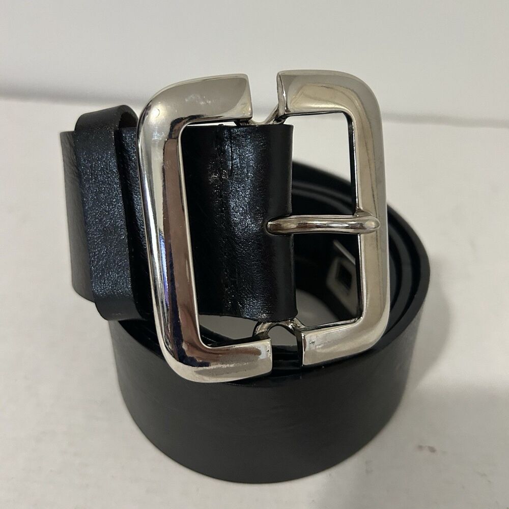 Liz Claiborne Medium Black Leather Belt Silver Buckle and Accents Bold Elegant